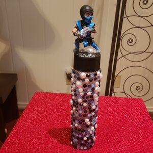 Decorative Pearl Bottle with Sub Zero Figurine
